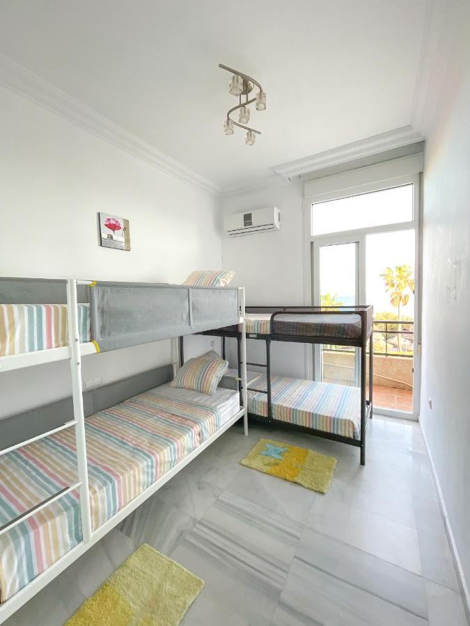 Modern Three-Level Apartment Near The Sea Benalmádena Kültér fotó